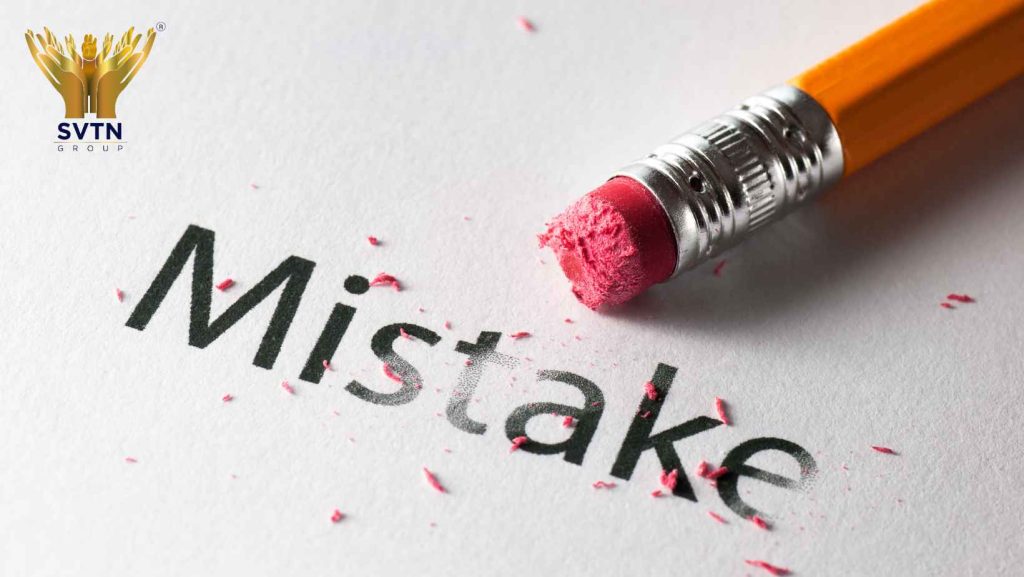 Common house construction mistakes to avoid in Pune, including poor planning, budgeting, materials, and quality issues.